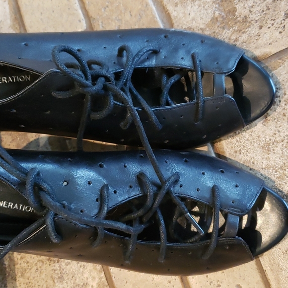 BCBGeneration shoes - Picture 6 of 8